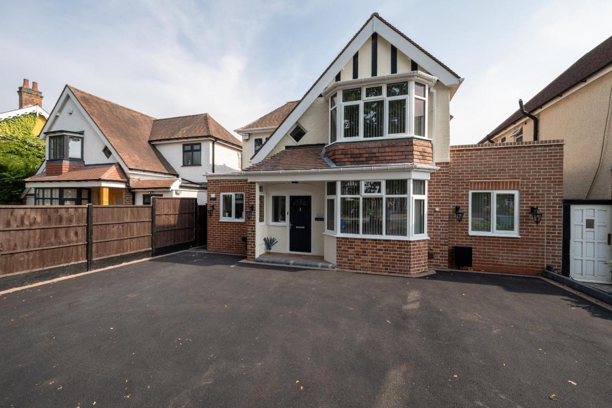 Stunning 5 Bed House - Central Solihull, Nec, B'Ham Airport, Business And Leisure Stays Exterior photo